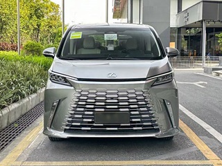 雷克萨斯LM