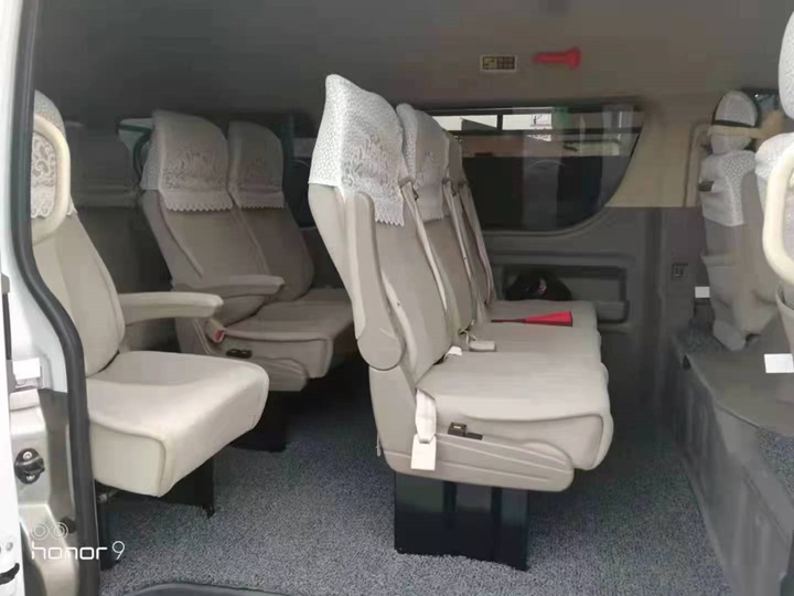 18座中巴租车，广州中巴大巴租车的图片展示