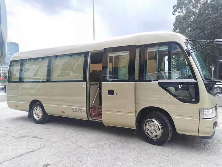 考斯特租车,带司机租车,广州黄埔租车的图片展示