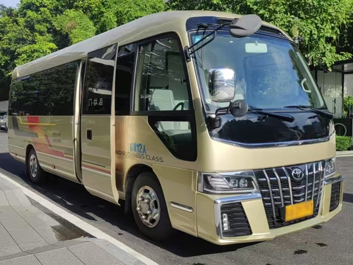 考斯特租车,带司机租车,广州黄埔租车的图片展示